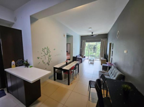 Syhera Homestay Somer Square